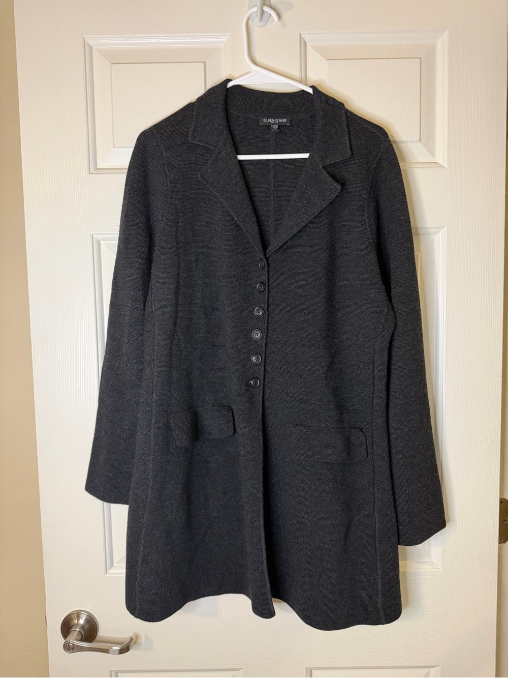 100% Merino Wool EILEEN FISHER Charcoal Long Jacket - size Petite Large